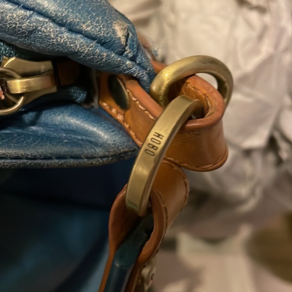 Hobo Slouchy Handbag/Purse - Picture 8 of 8